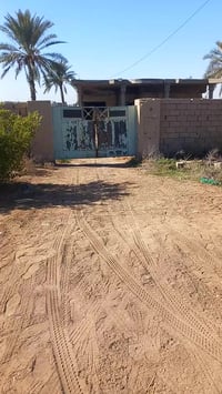 اليوسفية القصر الأوسط • الشارع الثاني • ٥٠٠٠م