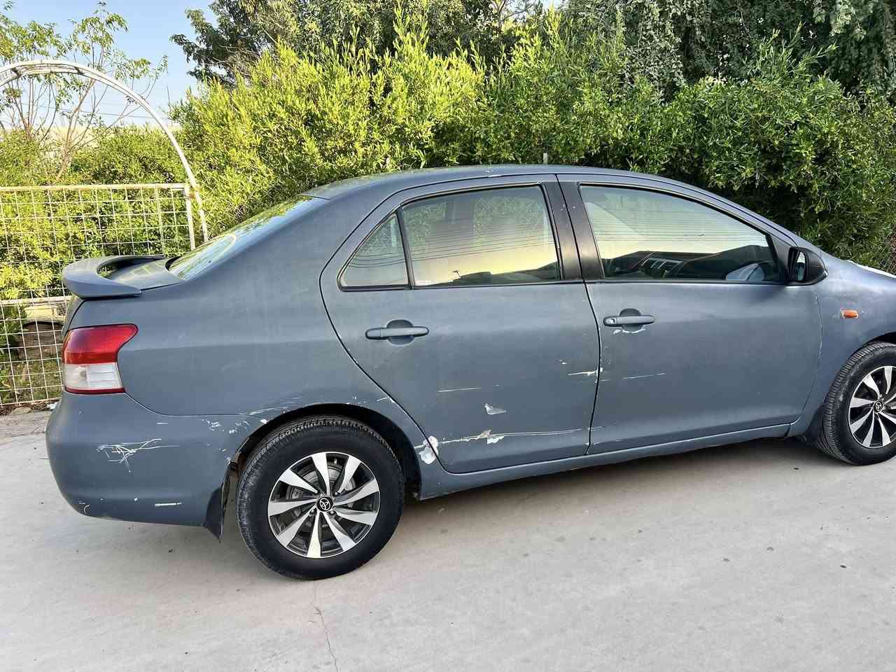 السلام عليكم للبيع تويوتا يارس خليجية موديل 2007(كير عادي) رقم بغداد انكليزي شرط تحويل كير مكينة كهربائيات شرط 
سعر 60 وبيها مجال 
عنوان ديالى 
اتصل وتدلل ***********
