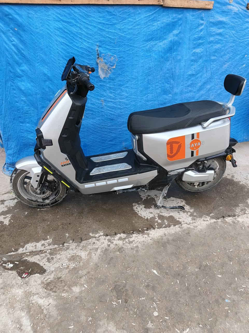 متاح ادراجه مشروطه من كلشي رايده (٨٥٠) مكان حي الجهاد ***********
