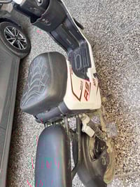 السلام وعليكم دراجه شحن للبيع النوعيه R9 موديل 2024  5 بطاريات الكبار ...