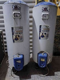 سخان عدد 2 شغال فول الأوتماتيك والهيتر جدد سعر الواحد 45 الف  07719987...