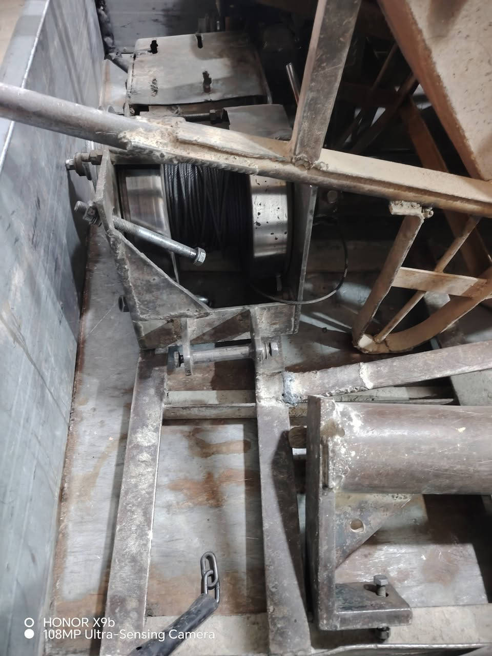 ونج أردني ناصي للبيع جاهز ويا ٣ عرباين ***********
