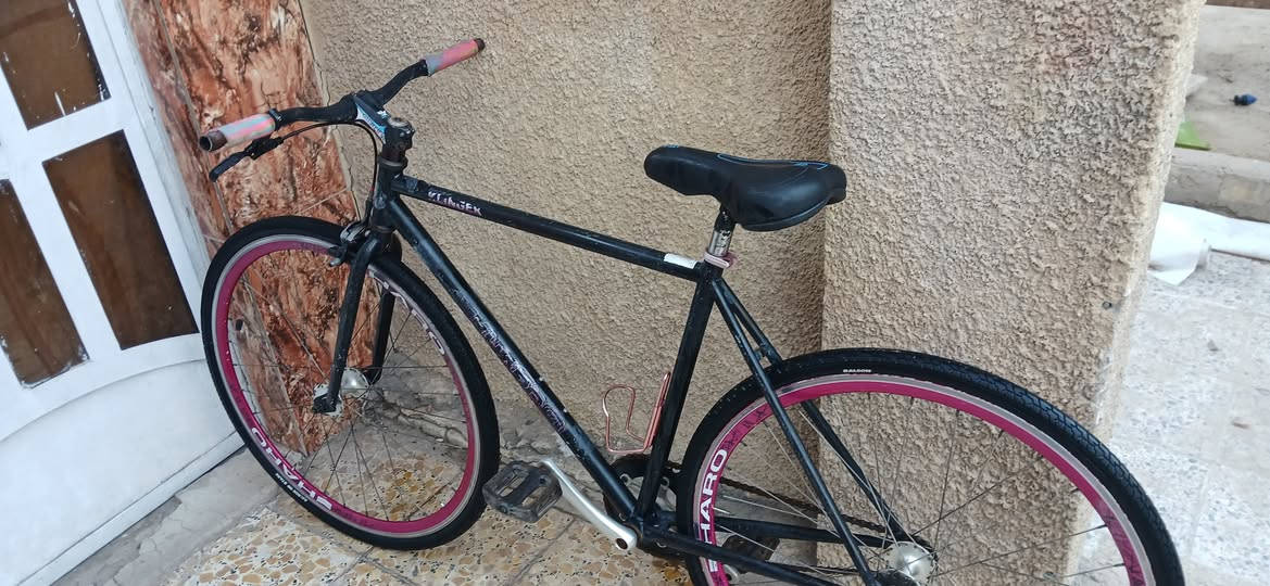 فكسد للبيع او مراوس بc700 مرتب ونطي فرق على النضافه
 نقص فقط بريك خلفي عنوان بغداد خلف مستشفى اليرموك***********
