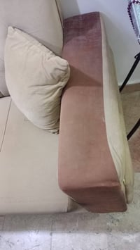 تخم • كنب • تواصل خاص