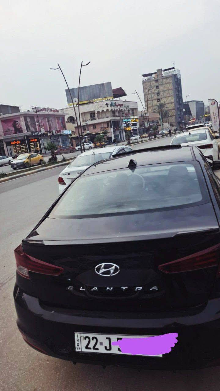 النترا موديل ١٩ وارد كندي 
كير AT بلادي 
فول مواصفات 
بصمة تشغيل 
بصمة ابواب 
بصمة صندوق 
رادار امامي جانبي 
فتحة مانع انزلاق 
مثبت سرعة 
تحديد مسار 
الحادث 👇
السونار مرفق مع الصور 
#ملاحضة_مكينة_بيها_تبخير 
رقم اربيل سنوية جديدة 
السعر ١١٨ مجال قليل 
العنوان كربلاء طويريج 
رقم الهاتف 
***********
