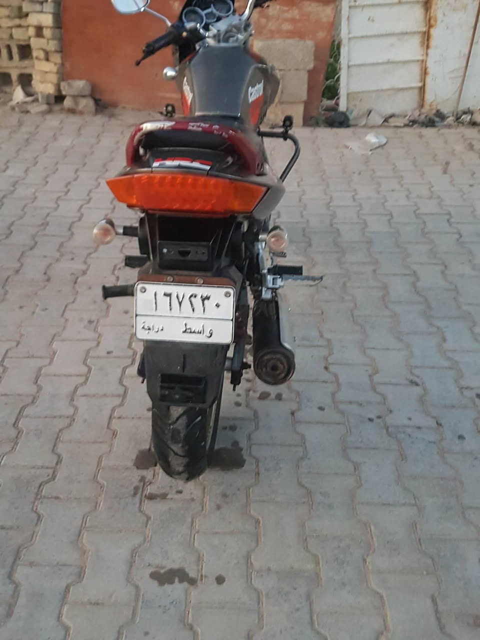 سلام عليكم دايوان بانده موديل 2012 رقم وسنويه  للبيع شوفت عينك لدراجه كل نقص مابيها مكان كوت ***********
