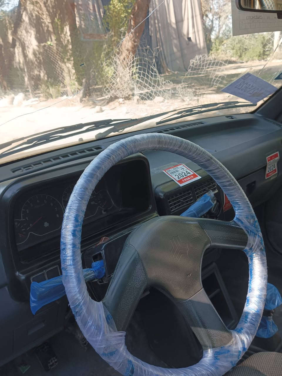 شباب سايبه موديل 2011 بسمي من شركه كير مكينه شواصي بلاديه كلها لا ضربه ولا صبغ مصفرا تحويل ثاني يوم تبريد ثلج ترايك وين متريد مكان سيارة بغداد الجديدة شارع المسبح السعر 32 وبي مجال كفاله عامه *********** نقد بس مابيه قصدد اعتذرر من قصد
