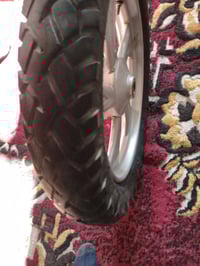 دبلات ستوته ب 40 ويل وتاير امامي جوبلس 35 يتصل 07822596885 او075164674...