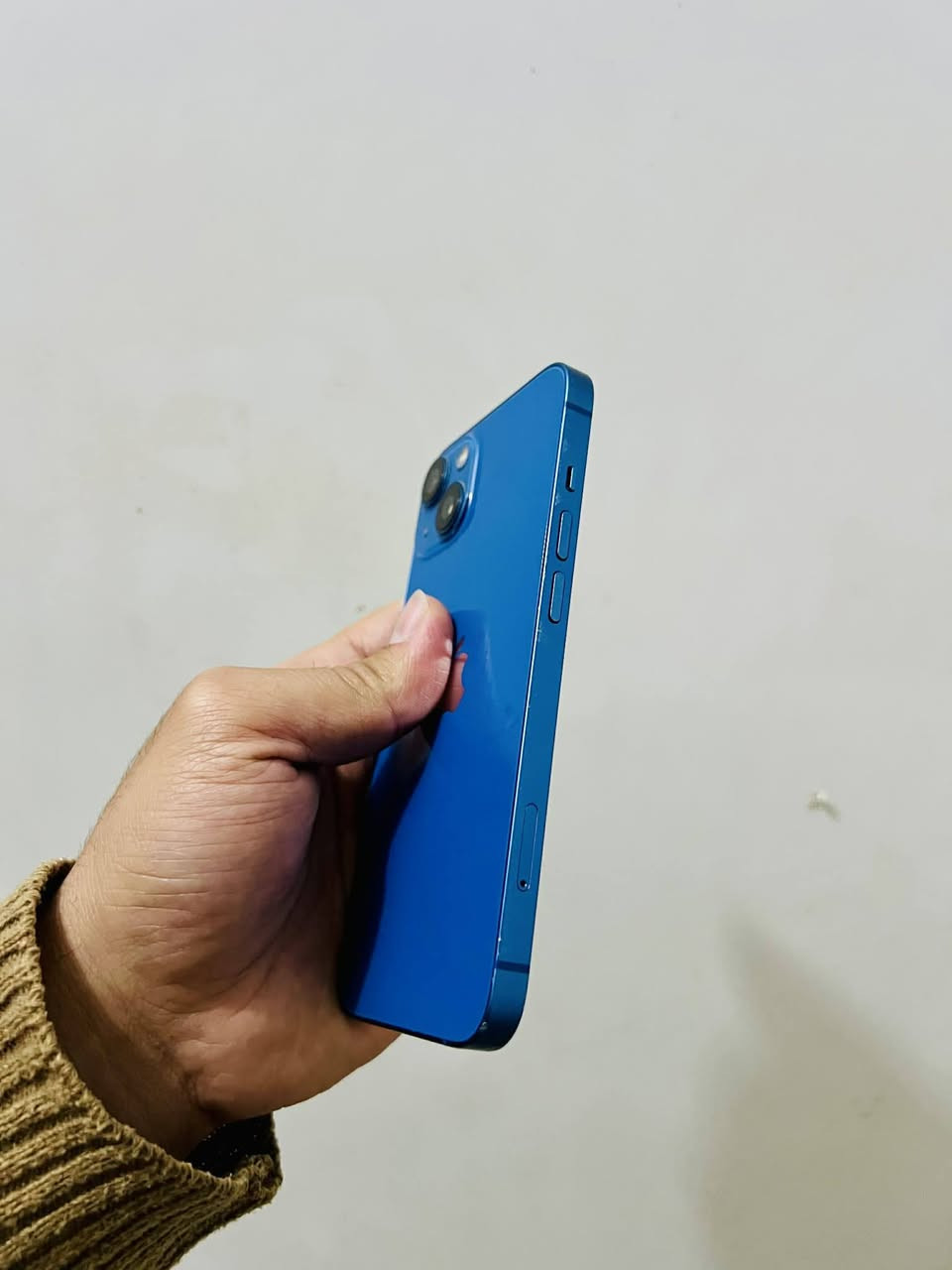 آيفون 13 عادي
ذاكره 128. بطاريه 90
مكفول مامفتوح وتر نموذج m 
سعر 380 قفل
عنوان شاميه


**إذا كنت صاحب هذا الإعلان وتريد حذفه لأي سبب، رجاءا أرسل رسالة إلى الدعم الفني**