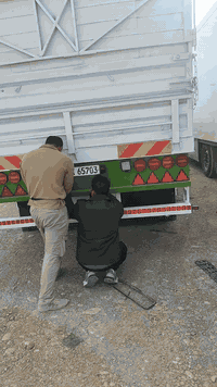 ترقيم جميع انواع السيارات الصغيرة وال كبيرة وتجديد سنوية وتجديد لوحات استسلام سنوية جديدة كل مأ يخص. معاملات المرور سليمانية اسعار مناسبة جدأ للاستفسار أكثر الاتصال *********** معقبين سليمانية و أربيل و ادهوك
