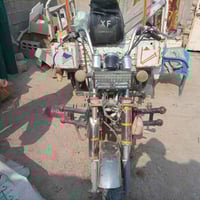 ثلاث دراجات • موديل 2010 • أوراق باسمي