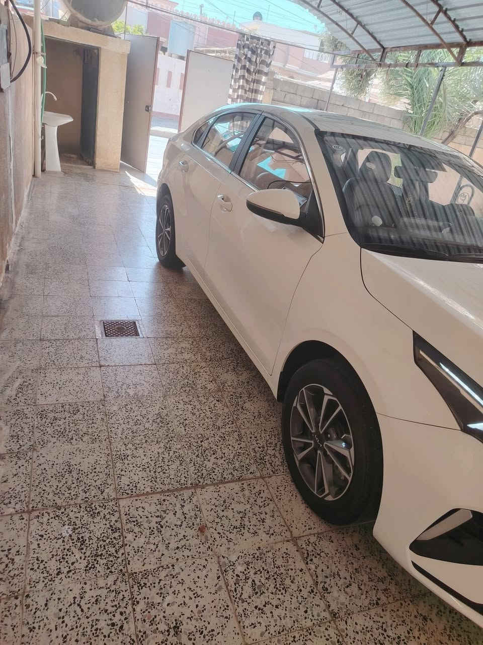 سلام عليكم سياره  2024 K3 ماشيه 29الف بعده سياره زيرو نضيفه حيل مشالله مابيه اي ضرر
فول مواصفات/ هندبريك بصمه/تبريد لمس/ستيرن تحكمات 3جيهات/فتحه سقف/بصمة تشغيل/بصمة أبواب /مري شفط /سياره بعد بيه  مواصفات خير من الله وبيها كابون بانزين سياره بإسمي تريد وكالة تحويل ثاني يوم سنويه لل2029 سعر142ورقة وبيها مجال  ***********
