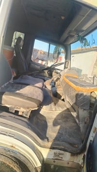 هينو طير محرك 70 عادي طول سته وربع مطوله صفاحيات 80 تخم تاير سنويه لل ...