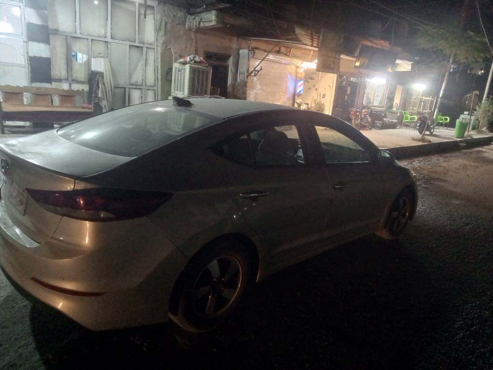 النترا موديل 17 امريكي لون شمباني ذهبي مواصفات عاديه رقم اربيل وكاله او تحويل 3قطع جاملغ بنيد جنطه لاشاصي ولا لغد سعره 105 وبيهه مجال مكان مسيب *********** رحمه لوالديكم بس الشراي يخابر حلة, بابل
