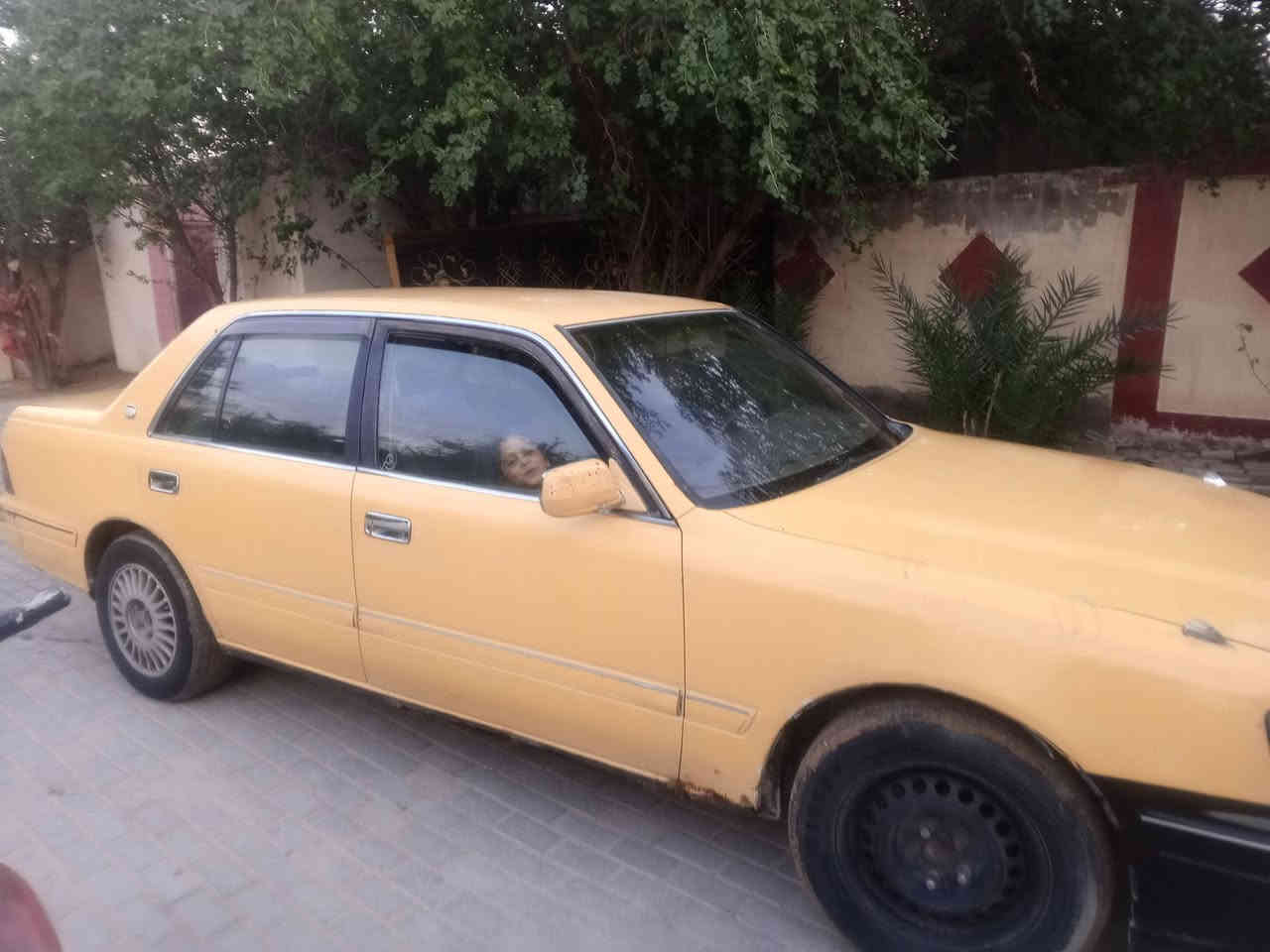 السلام عليكم سياره راس ثور موديل 2000 رقم ميسان مكفوله من نقل جثه وكص محرك وكير خير من الله سعرهه 47 بيه مجال قليل جدأ رقم الهاتف ***********العنوان البصره سفوان
