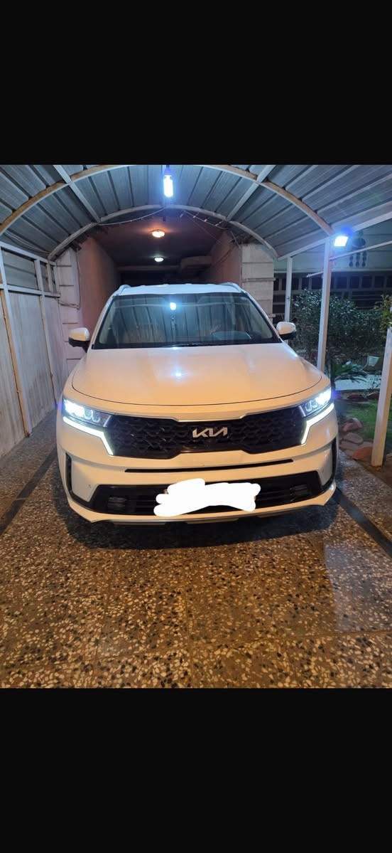 السلام عليكم…
رمضان كريم..
للبيع كيا سورنتو 2023 
خليجي وكالة N/M 
رقم اربيل 
مكينة 6 سلندر 3500 
7 راكب
بصمة
كشنات تدفئة 🔥 وتبريد ❄️ وكهرباء ⚡️ 
تبريد لكل السيارة قطع منفصل
وشاشة الكبيرة وكيجات شاشة
وكامرات محيطية 360 اربع كامرات
والسيارة فول الفول مزوعة مواصفات بدون بانوراما قمارة حديد
سيارة نظيفة ماشية 40 الف كيلو
كير 
مكينة
تبريد
كهربائيات
تايرات
صدر
كله جديد وبحالة الوكالة متصرف عليها 
السيارة مكانها بغداد المنصور
سعرها 31.5 -يعني 315 ورقة 
نعتذر عن الاطالة ..
رقم ***********
