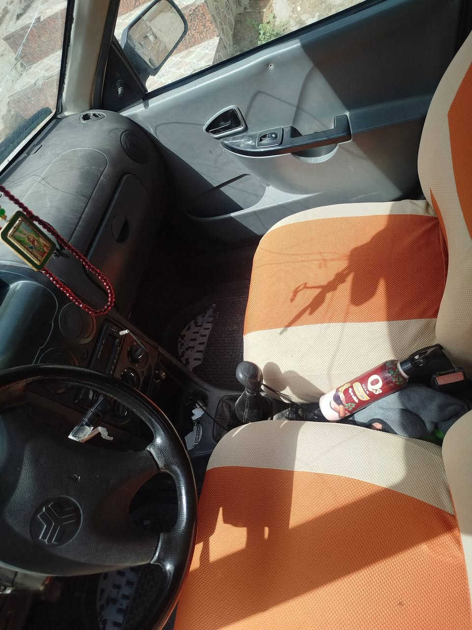 سلام عليكم 
سايبه موديل 10 كير شواصي بلاديه مكينه خيط بخار مكانها ديوانيه سعرها 25 وبيها مجال رقمي ***********
