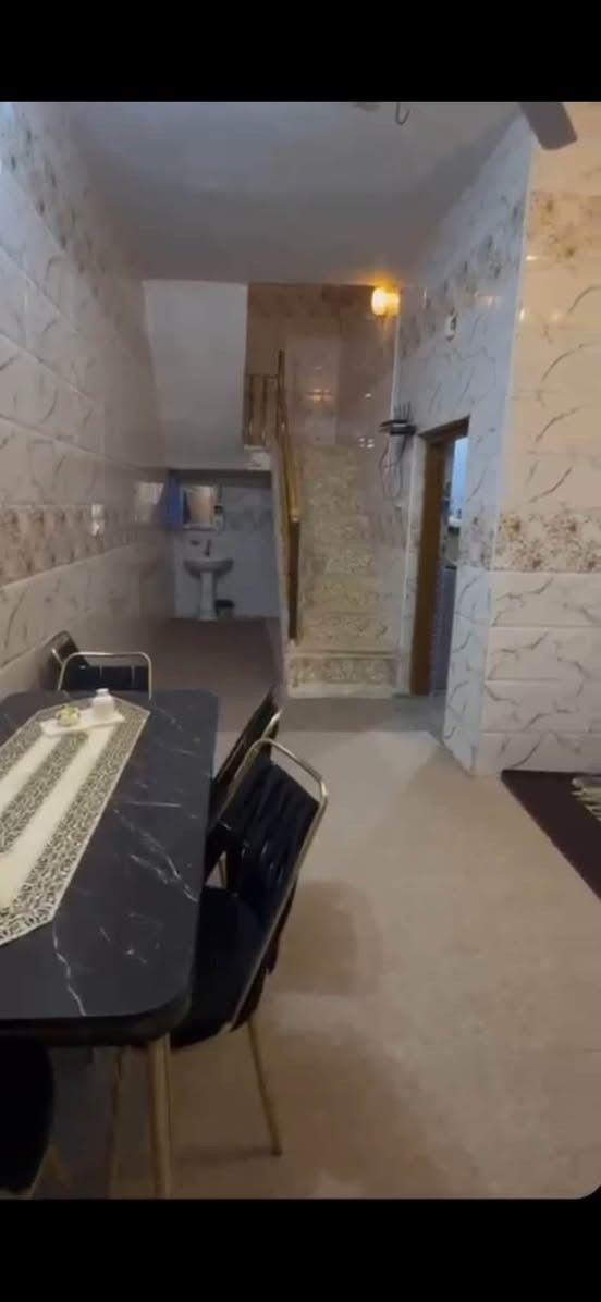 حي الميلاد 📍 100 متر ( 160 مليون وبي مجال )

موقع مميز قطاع 27 بداية الحي قرب الحديقة العامة 

***********-***********
