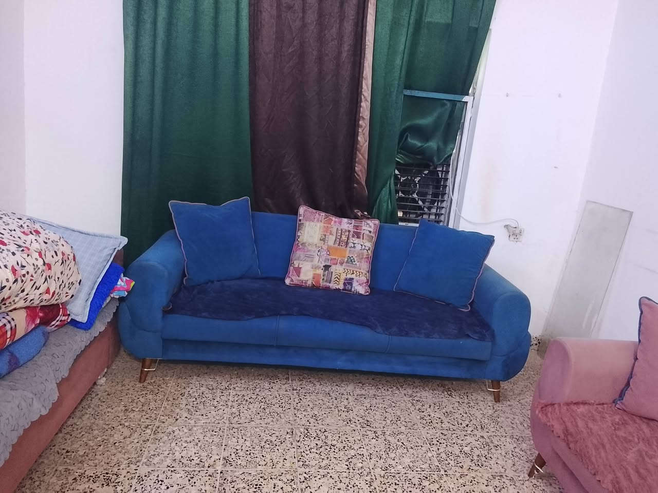 غراض للبيع سعر مناسب


**إذا كنت صاحب هذا الإعلان وتريد حذفه لأي سبب، رجاءا أرسل رسالة إلى الدعم الفني**