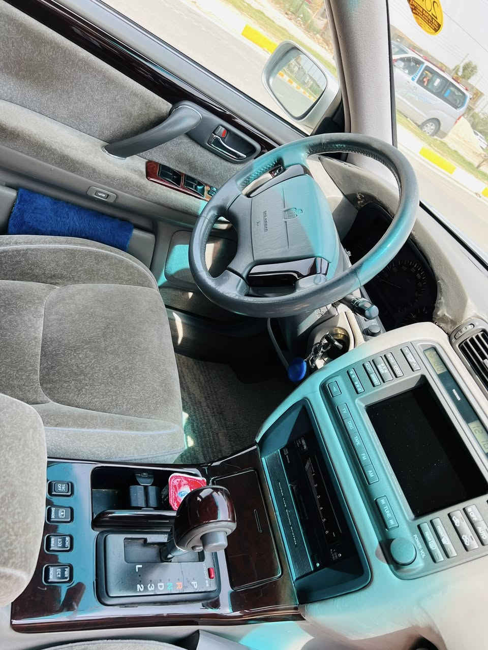 ملكة گصة قماره فقط ديفور جبير اربع دكم تبريد ثلاجه اربع كشنات كهرباء  سيارة نظيفه ماشيه 138 حقيقي مكاني شطره رقم ***********
