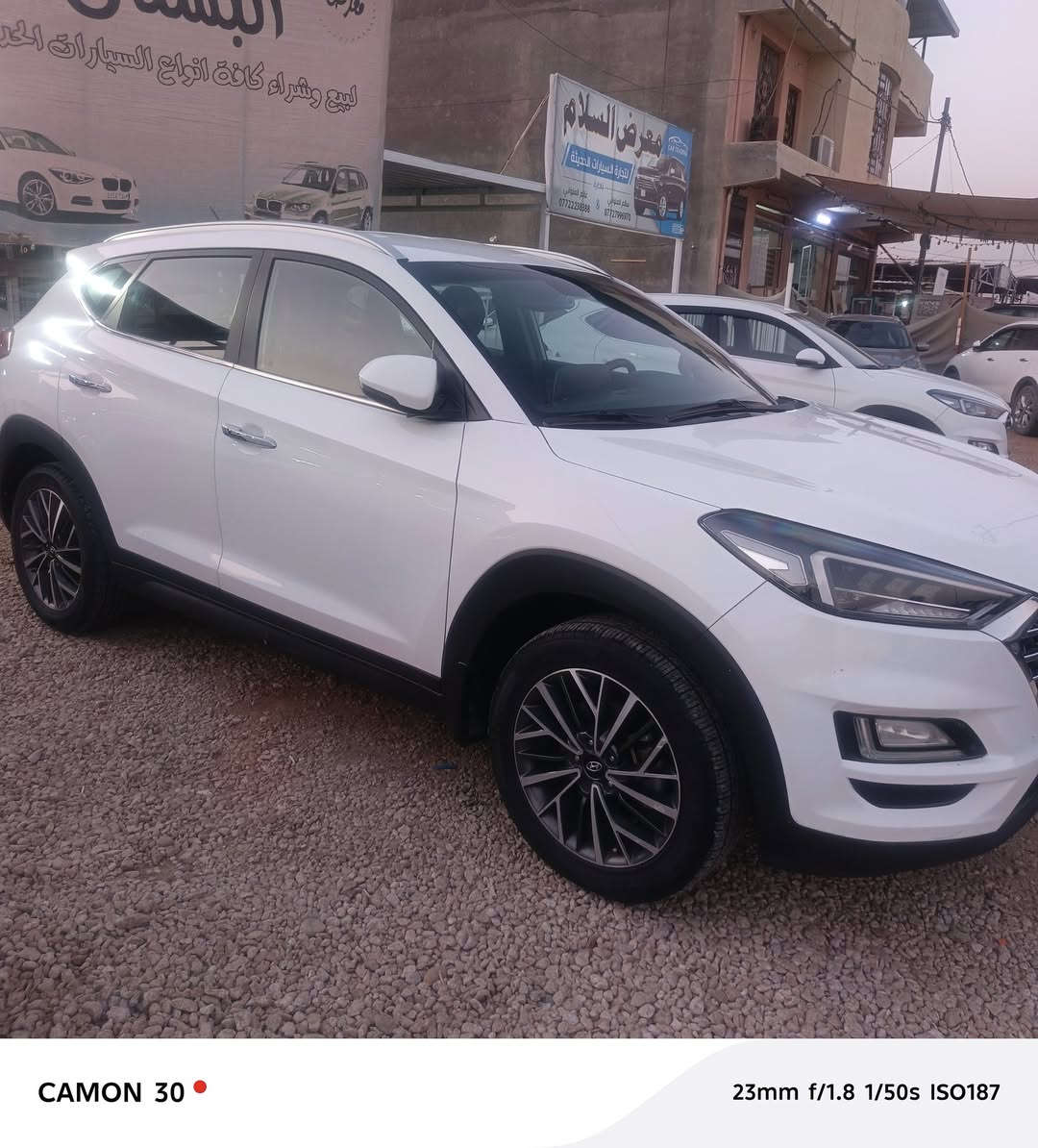 توسان 2020 مقفوله من الصبغ بيها بارد قليل وبيها براغي اثنين مفتوحه مرخايات بالباب تحويل مباشر سياره ***********فول من عدا البانوراما سعر 182 وبيها مجال مكاني بابل
