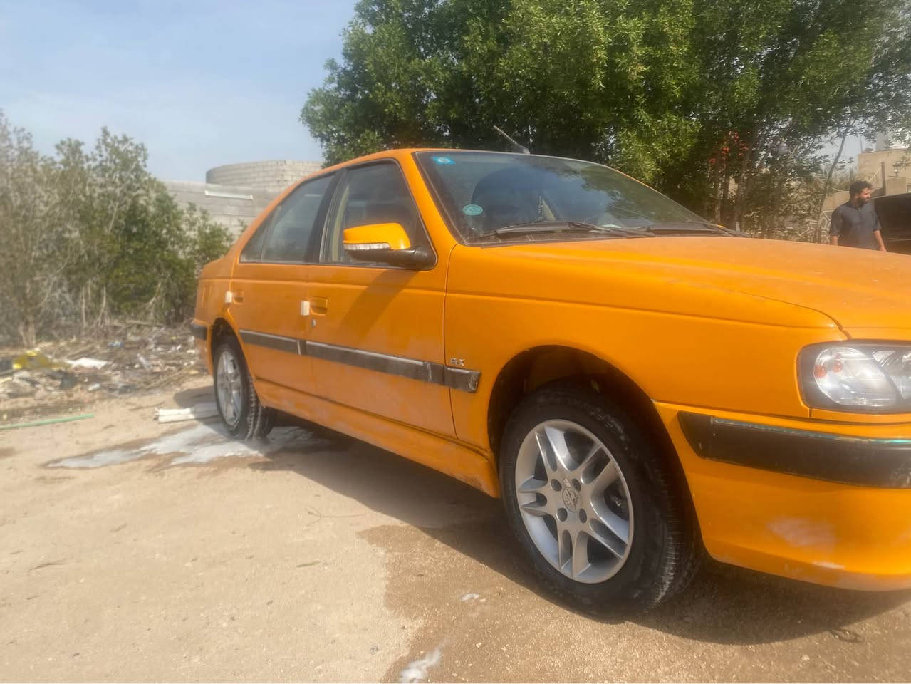 بيجو بارص مديل 24 ماشيه 77 الف اقصاد مو حره رقم انكليزي بيهه بارد بلمدكر الامامي وصبغ اباب اسايق فقط والباقي مكفول منضومه غاز كامله  ومعروفه مواصفات البيجو السعر 78 بيهه مجال عنواني البصره الزبير *********** البصرة, العراق
