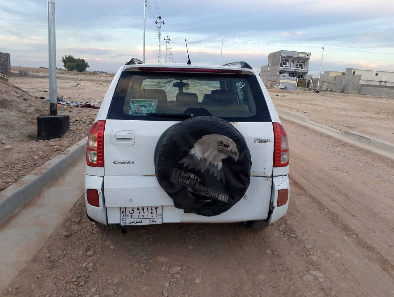 سلام عليكم
تيكو مديل 2013/فول مواصفات
مكينه 200
كير كهربائيّ كفاله
راقم بغداد سنويه 2027
بيهه قطعه صبع 
مكان ديالى بلدروز         سعر 63بيهه مجال 
راقمي ***********
