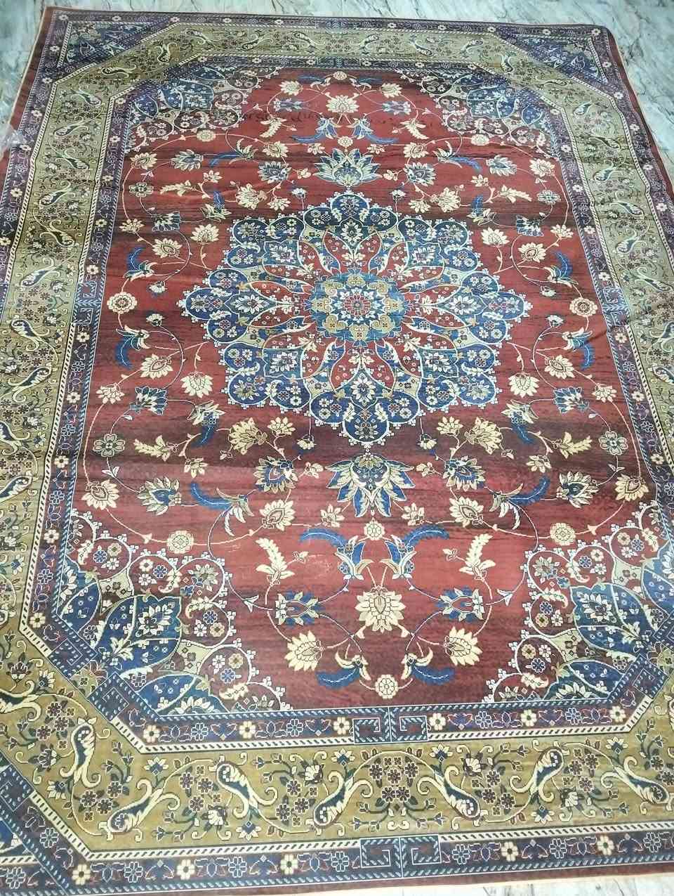 عرض محدود
موكيت ثري دي قياس 2 ونص في 3 ونص السعر 13 قطعتين ب25 
العنوان التحرير دور الجاهزة مقابيل محل كرزات حمودي يوجد توصيل ***********
