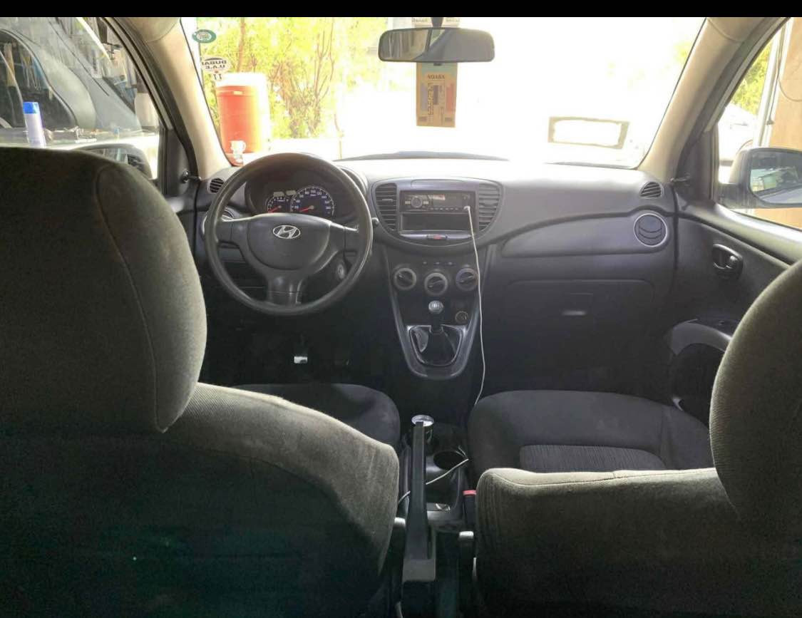 هيونداي  i10  مودێل 2012 
چوار پستۆن 1.2
بێ بۆیاغ 
گێر و مەکەینە و تەبرید بەشەرت، گێر عادی 

ژ.م ***********
***********
شوێن : هەولێر أربيل, العراق
