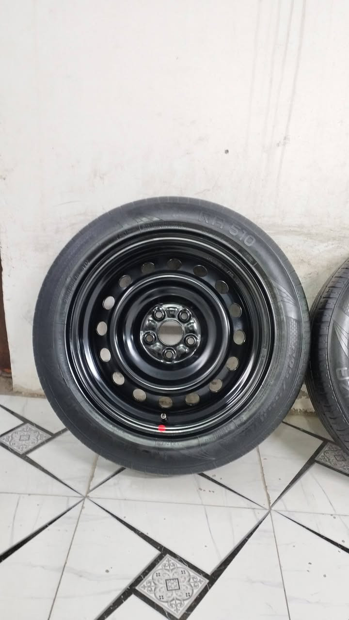 اسلام عليكم اخوان سعر170 الف رخيص بلش واصل وجب جديد طخم عدد 4 ويل تايرات  حجم 16 مال كورلا موديل 2022شريكة أصلي بلادي لا تصليح لا كسر لا لحيم لا  4 تايرات نص عمر إنتاج 2024 قياس 205/55/16سعر 170 الف عنوان كركوك قادسي أو لا يم نادي سولاف رقم آسيا بي واتساب  ***********  ***********
