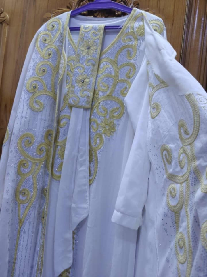 قبطان خياطة يدوي 
ما ملبوس  تخيط ولم يلبس 
السعر في الخاص


**إذا كنت صاحب هذا الإعلان وتريد حذفه لأي سبب، رجاءا أرسل رسالة إلى الدعم الفني**