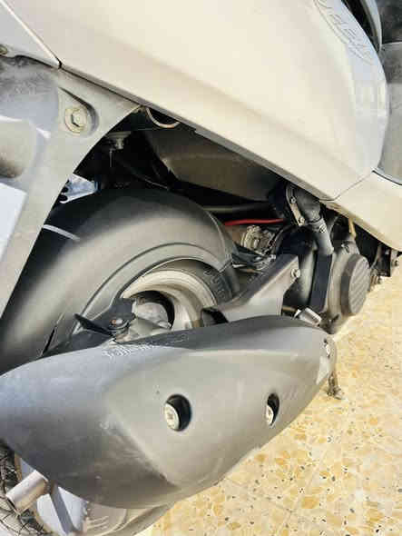 سلام عليكم 
للبيع او المراوس بسكنس فحل  دراجه بريز ١٤٠كابريته رمبه مكفوله كفاله عامه 

من مكينه وكفر تخم تاير وبنز جدد

(مكان ديالى السعر٨٠٠وبيها مجال للشراي فقط)
***********
