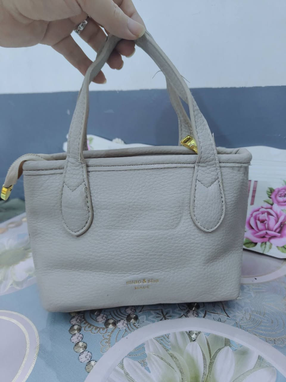 حقائب ماركات
اوربيه الاسعار باوصف
 تحت كل صوره


**إذا كنت صاحب هذا الإعلان وتريد حذفه لأي سبب، رجاءا أرسل رسالة إلى الدعم الفني**