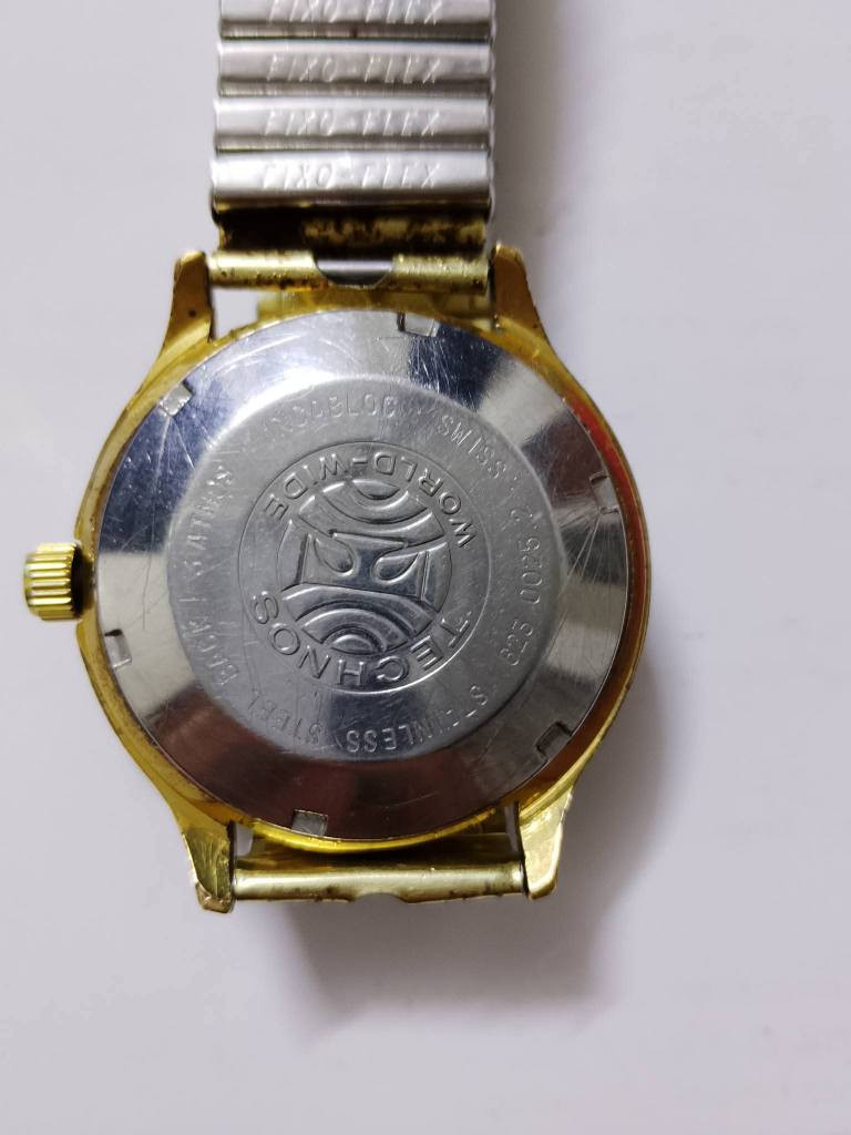 ساعه تكونس أوتوماتيك سويسري ، طلاء ذهب 
السعر 120
التواصل *********** موصل, نينوى
