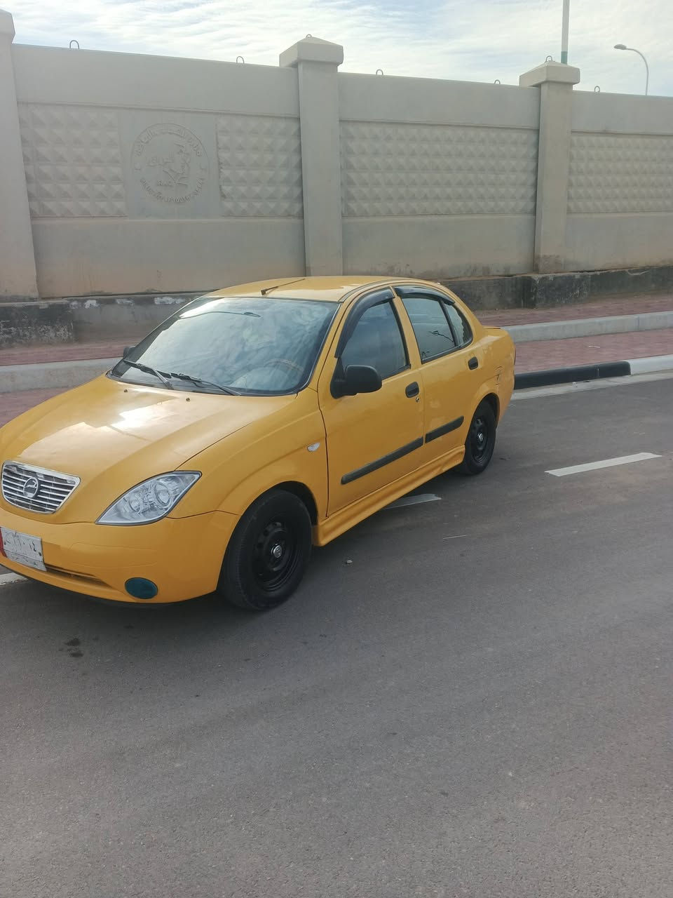 السلام عليك طيبه للبيع موديل ٢٠١٥بغدادراعيها بغداد مصفره مكينه كير حداديه جددمكاني كر بلاء السعر 35ورقه  ***********.   ***********
