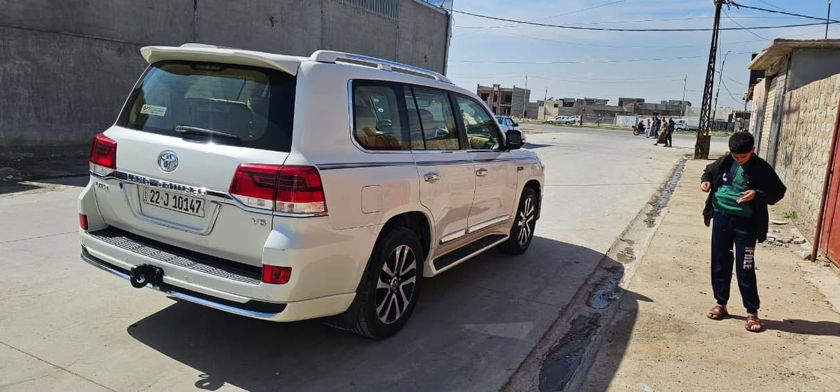 للبيع لانكدروز
موديل 2019
شركات
V6
بدون صبغ 
فقط بارد بسيط
ماشيه 108
سعره 485
***********
مكاني كركوك
