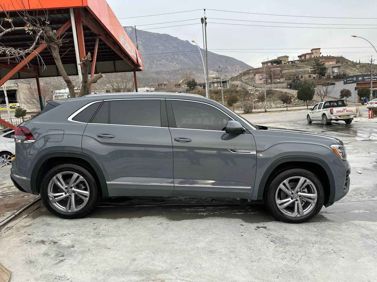 Atlas 2024 
اميرا الخلفية
سقف بانورامي
صندوق كهربائي
التحكم على المنحدرات
كاميرا 360
مستشعر وقوف
تدفئة المقاعد
فتحة السقف
بصمة
مسند الذراع
مثبت السرعة
مرايا جانبية كهربائية
نوافذ كهربائية
شاشة
مراقبة النقطة العمياء
التعرف على إشارات المرور
نظام المفتاح الذكي
التحكم التلقائي في درجة الحرارة
نظام فرملة الطوارئ
مقاعد كهربائية
6 وسادة هوائية
8 وسادة هوائية
مصابيح زينون الأمامية
المصابيح الأمامية ليد
نظام الإنذار
قفل مركزي للأبواب
مانع الانزلاق
تدفئة مقود القيادة
لوحة قيادة رقمية
إنارة محيطية
أبل كاربلاي
مقاعد تدليك
التشغيل عن بعد
ABS
AWD
مقاعد الصف الثالث
رادار
ستائر خلفية
كشافات ضباب
private-seller-image
نرخی ٣٤٥ وەرەقە سەیارەکە مالی دۆستە 

0751 630 4042 watsapp 
0750 892 7588 korek أربيل, العراق
