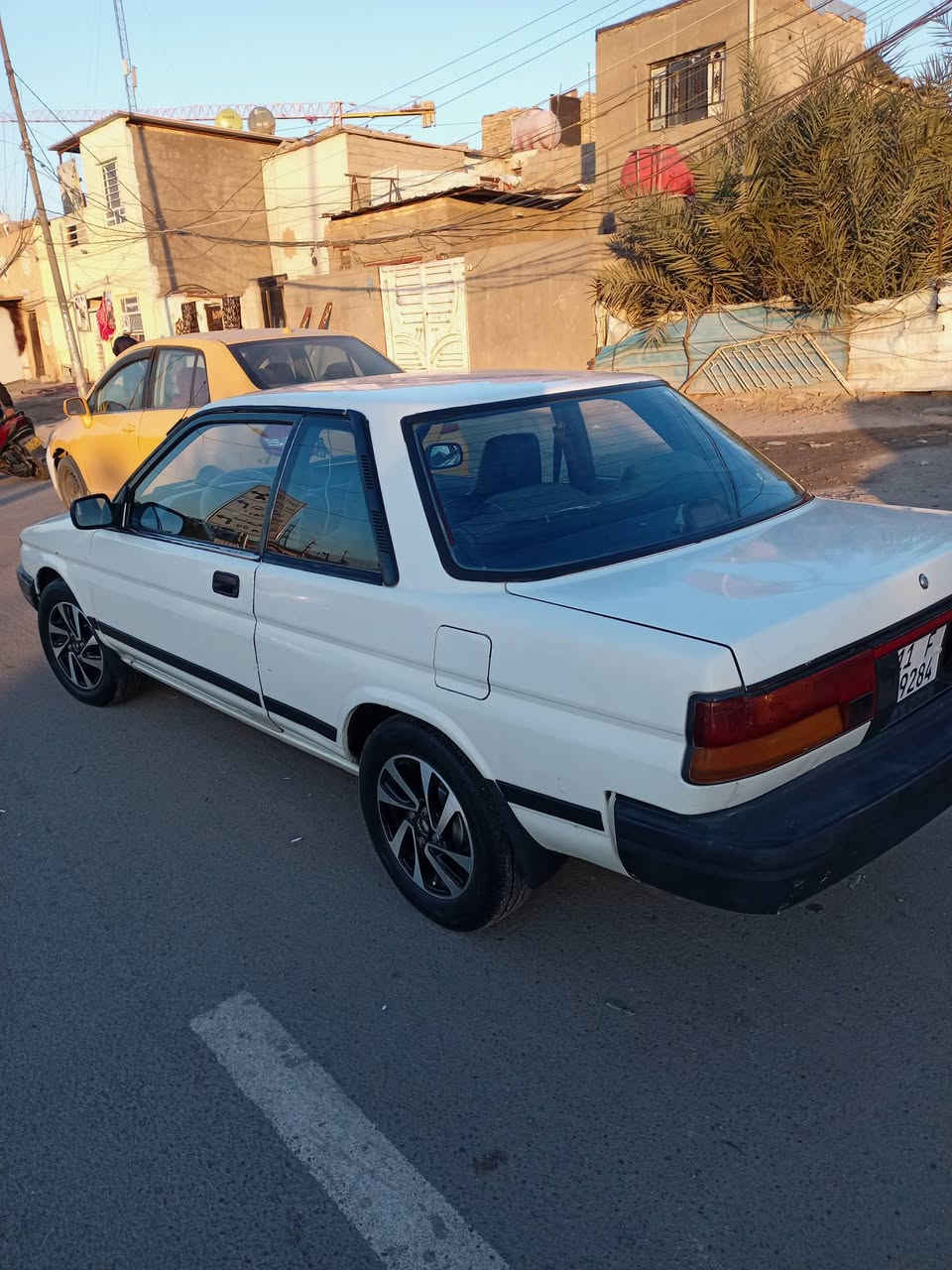 السلام عليكم. للبيع تيوتا ياباني موديل ٨٨
سياره بسمي
رقم بغداد 
بدون ضربه
كير مكينه على الفحص
كير اوتوماتيك بلادي
سياره جاهزه من كلشي 
مكاني بغداد قرب بوابه الكاظميه
السعر ٣٢ او بيهة مجال شويه 
الاتصال ***********
