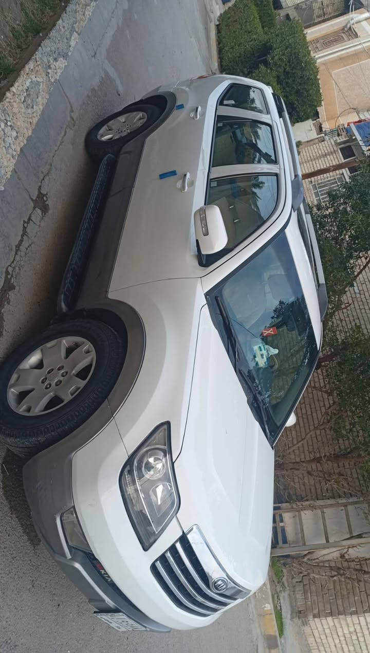 كيا موهافي خليجي موديل ٢٠٠٩ فول مواصفات مكفولة 
بيها بارد بقبق الجنطة فقط 
السعر ١٢٥ 
***********
