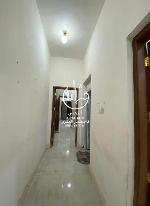 🏡 للايــجــار 🏡
شقة ارضيه للايجار في الجبيله الخربطليه
.

موقع ممتاز بناء حديث نضيف جاهز للسكن
.
تحتوي غرفتين - صاله  - مطبخ - صحيات 
.

سعر الايجار 650 الف 
. 
للاستفسار الاتصال على الرقم
***********
الذهبي للاستثمار العقاري
مجاز قانونياً
موقعنا 
البصره _ شارع عام حي الزهراء _ قرب مستشفى النفط
