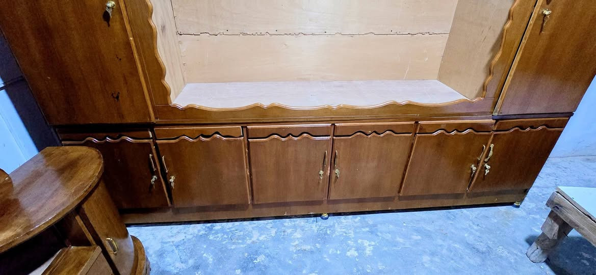 اثث بيتك بأنسب الاسعار سعار الشمال 🌹 
كنتور اسليمانية صاج حطاطه نضيف السعر 165 وبي مجال 
صلاح الدين ناحية العلم قرية الربيضة خلف مدرسه سومر للبنين 
***********
يوجد خدمة توصيل داخل المحافظة فقط 🚛
