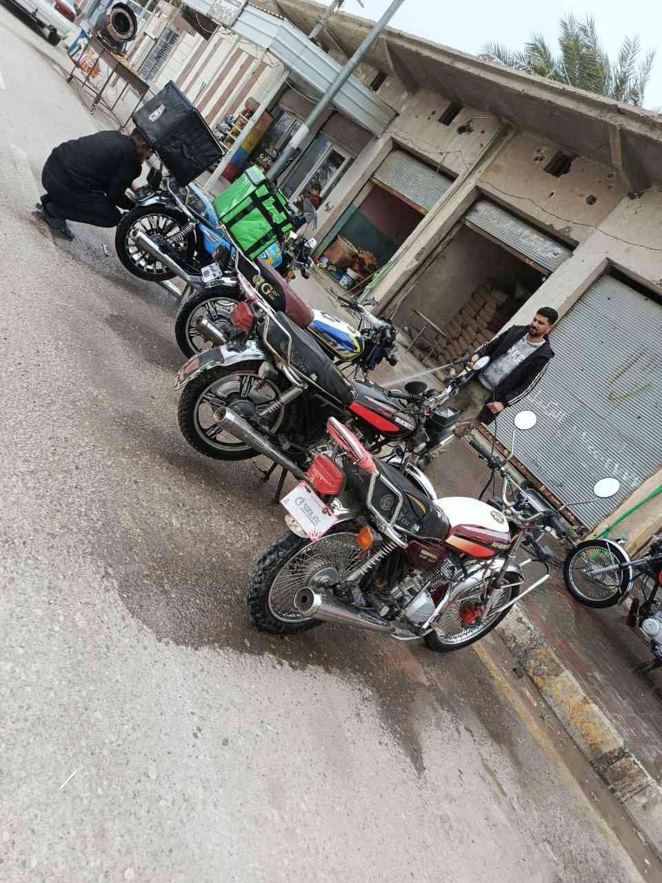 السلام عليكم
يوجد لدينا عروض خاصه في مركز الحسام مع كل تبديل دهن غسل مجاني للدراجه 
#ملاحضه  اليجي من المنشور اله خصم.
#الموقع  جلولاء حي الوحده مقابيل الملعب ( مركز الحسام) .
#رقم الهاتف ***********
