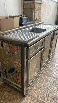 كاونتر سنك ب١٠٠ الف  وغساله سامسونك ب١٥٠ الف  مكان بغداد  للتواصل 0780...