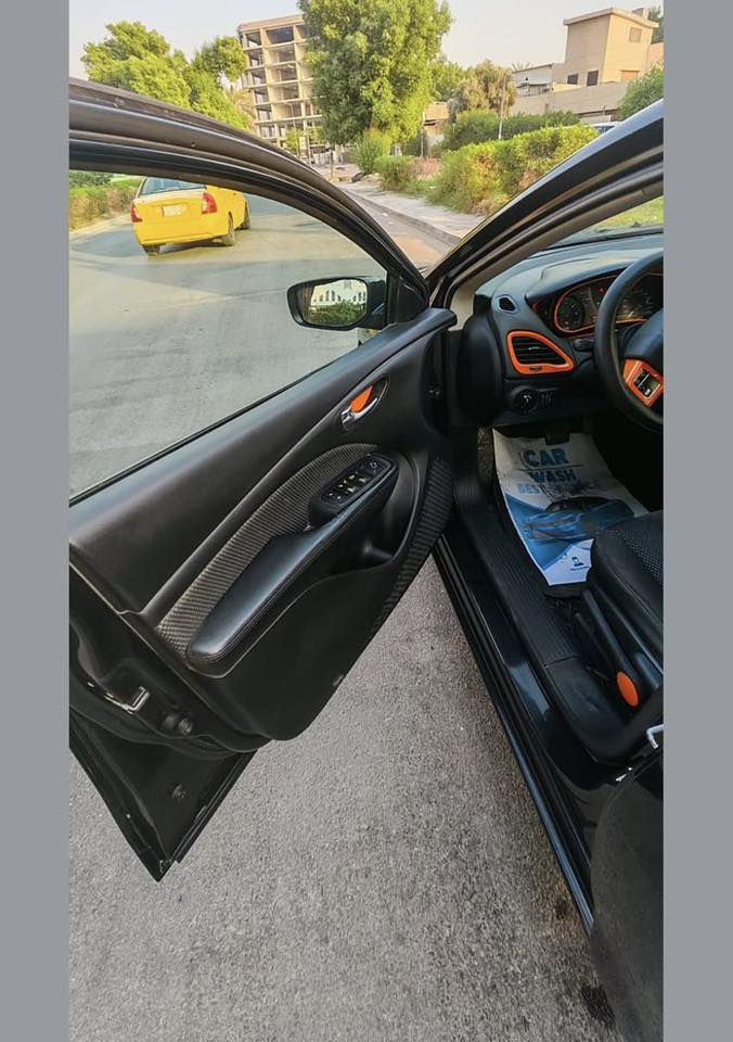 سلام عليكم دوج دارت للبيع موديل 2016
محرك 2000سياره جاهزة من كلشي اي نقص ما بيهة مكينه وكير خير من الله سيارة ضربتها الجاملغ الامامي والخلفي فقط بامريكا 
الرقم ***********
السعر95
