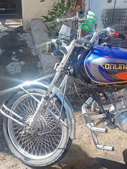 دراجه تايكر، للبيع جاهزة ممفوله موديل 20
السعر375بيه مجال 
العنوان الخالص السنديه
اوراق موجودة 
الشراي يتصل رقم تلفون***********
