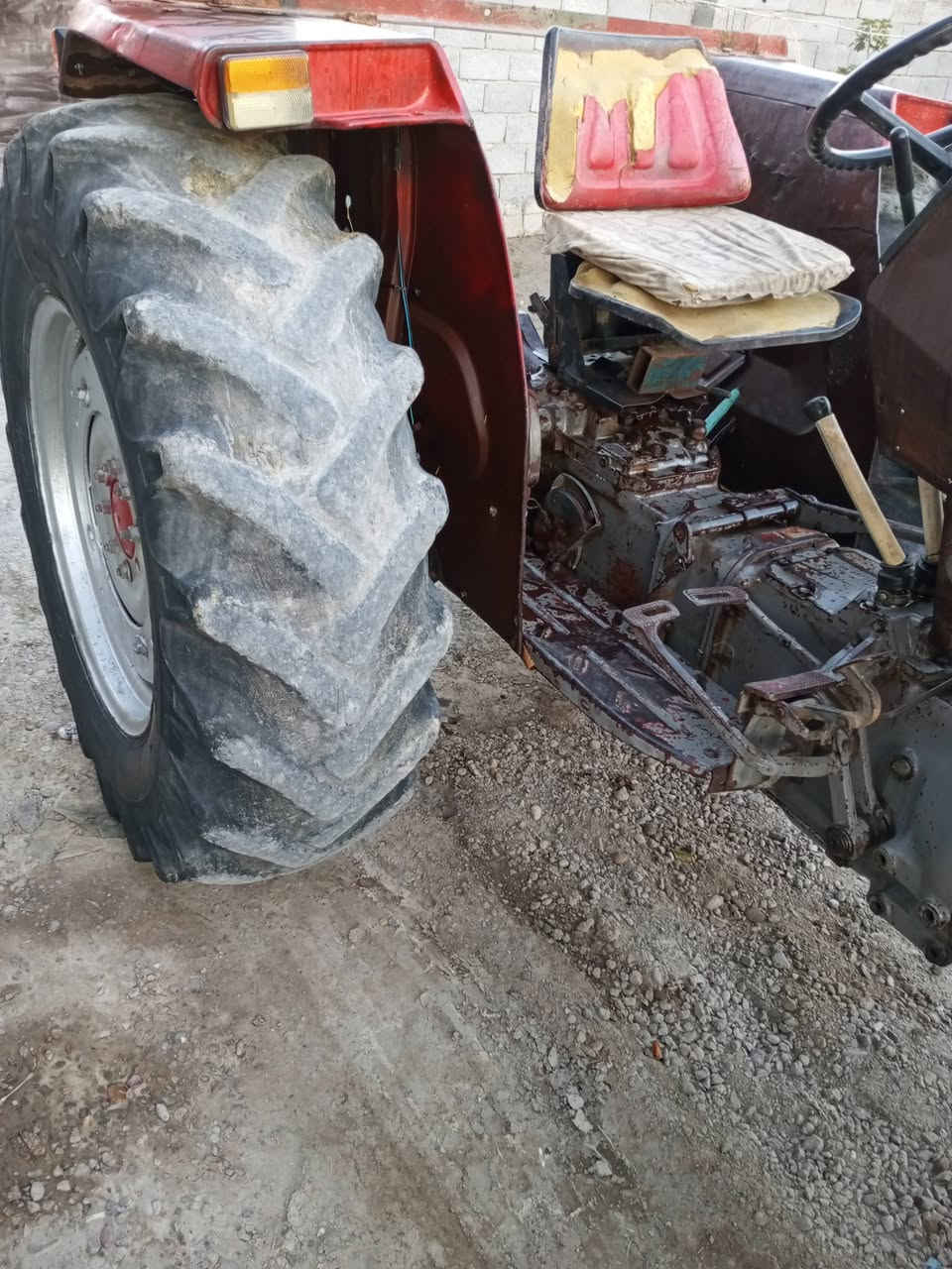 سلام عليكم لبيع مكينة فوركسن موديل 81حجم ٢٧٥مكينه وضع شركة تصال على هاذه رقم ***********
