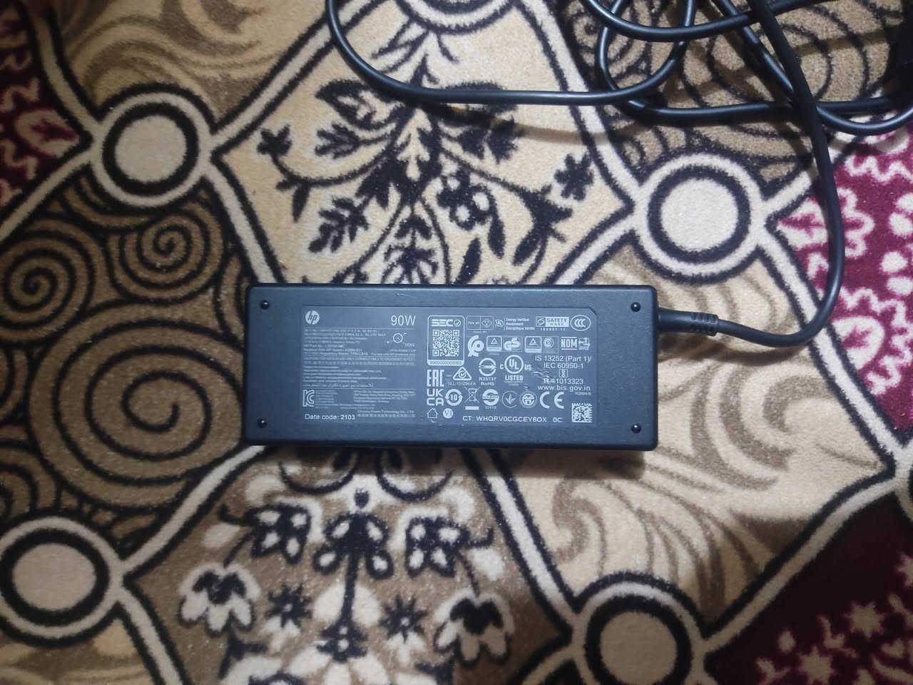 لاب توب للبيع نظيف بيه بس بطاريه مو زين شوي
السعر 125 
التواصل مع هذا الرقم 
***********
