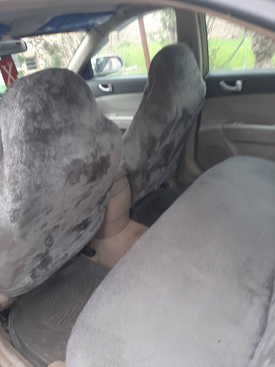 السلام عليكم سوناتا للبيع مگصوص موديل ٢٠٠٨ كير محرك شرط صدر نص عمر تايرات جدد كهربائيات شغاله للبيع ب ٤٠ ورقه وبيها مجال او مراوس ب مكصوص للأستفسار اكثر الاتصال على الرقم ***********
