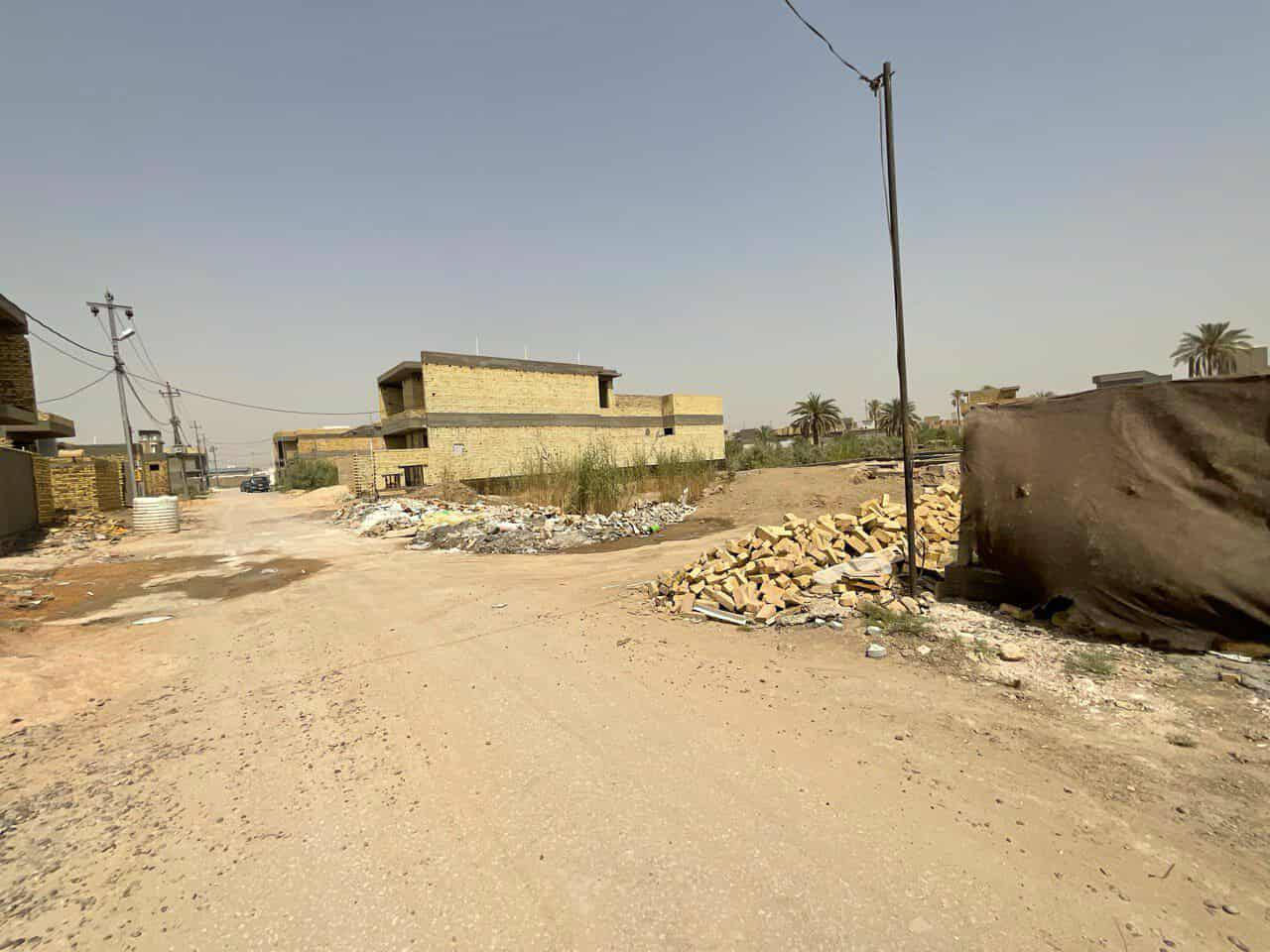 السلام عليكم 

 قطعة أرض للبيع حي الجزائر خلف بانزين خانه مرجان 
طابو زراعي  150 متر واجهه 7ونص نزال 20 
شارع تبليط 10 متر 
للاستفسار والتواصل ⬇️⬇️⬇️ 
 لااستــقــبال جميـــــــــع عــــــروضكـم العــــقـاريـــه 
اشـــعنــدك للــبيع او اللإيـــجار. دار. هــيكل. قـــــطع. بـــستــان.  مــزرعـه. دار.مطلــــــوب للمصـــرف .دار قـسـاط مــع ادق تــفاصيــل والـصــــور
واتساب 📩📩 او زيارة المكتب🙋🙋
متابعه للصفحة ليصلكم كل ماهو جديد
📍📍#مجسر الطهمازية.مجاور المصرف العراقي الاسلامي
☎️مروان القريشي***********
☎️سلام القريشي ***********
