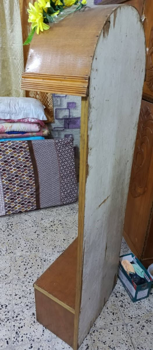 چربايه 50 الف
والزاويه 25 الف
البصره ، المشراق الجديد
***********
